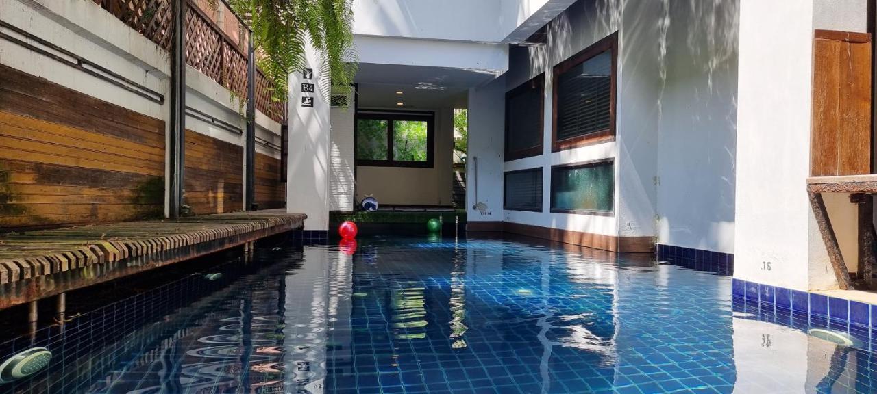 33 Poshtel (Adults Only) Chiang Mai Exterior foto