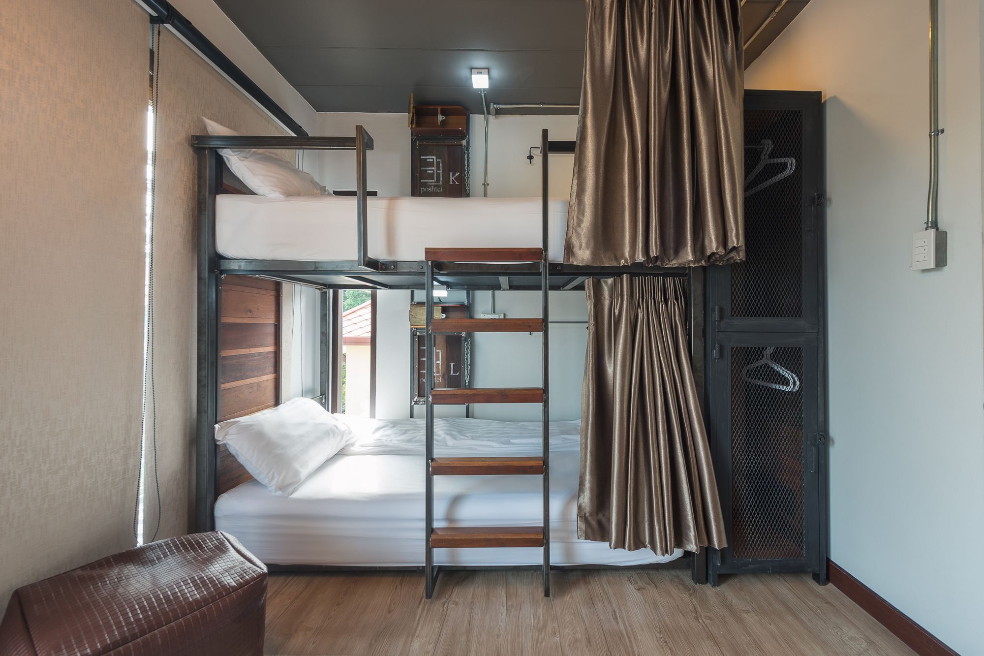 33 Poshtel (Adults Only) Chiang Mai Exterior foto