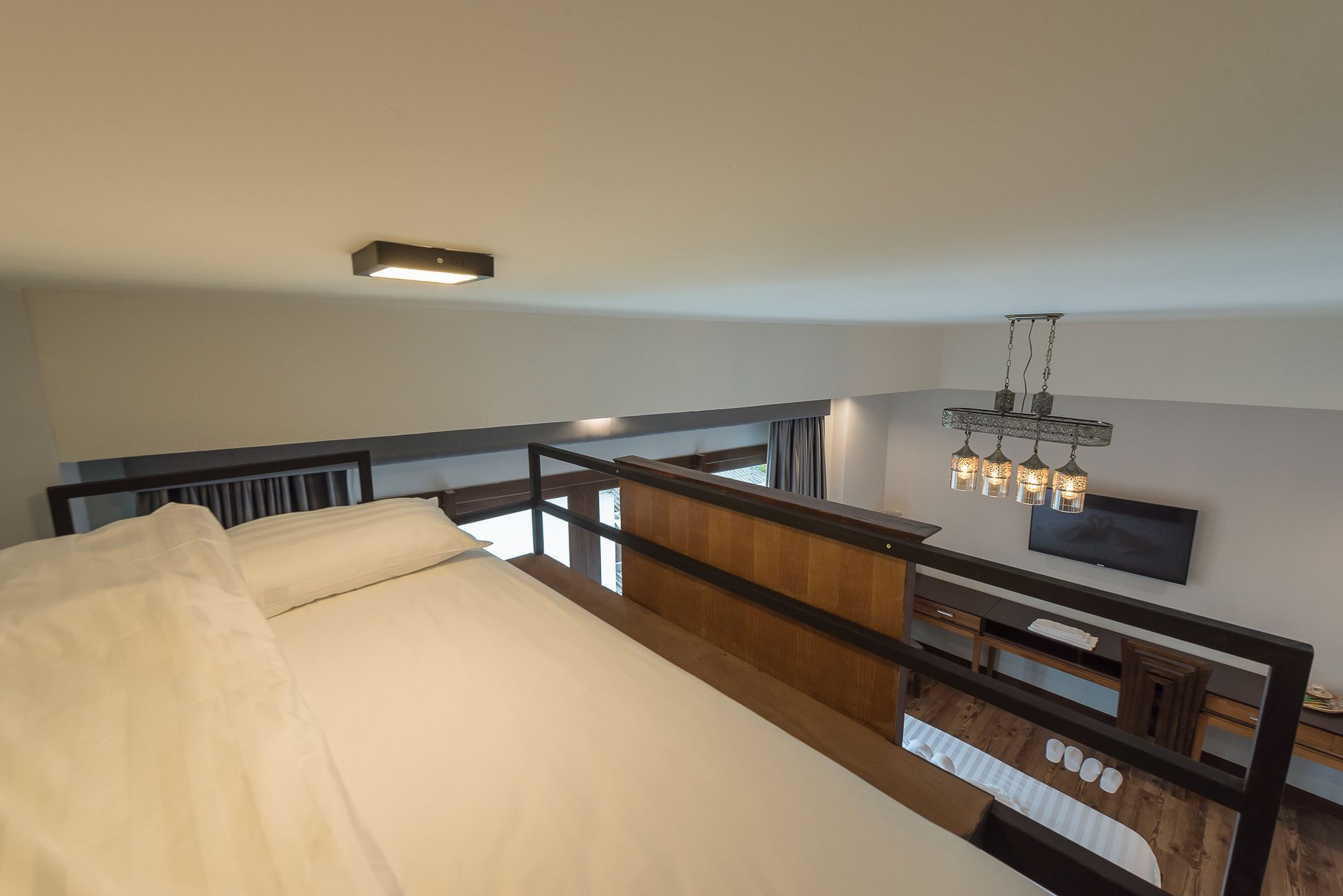 33 Poshtel (Adults Only) Chiang Mai Exterior foto
